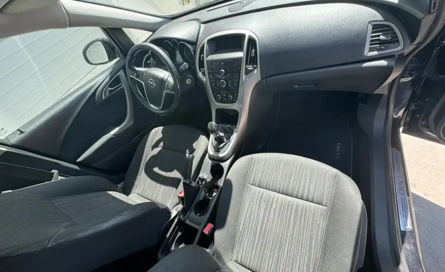 opel astra negro 5