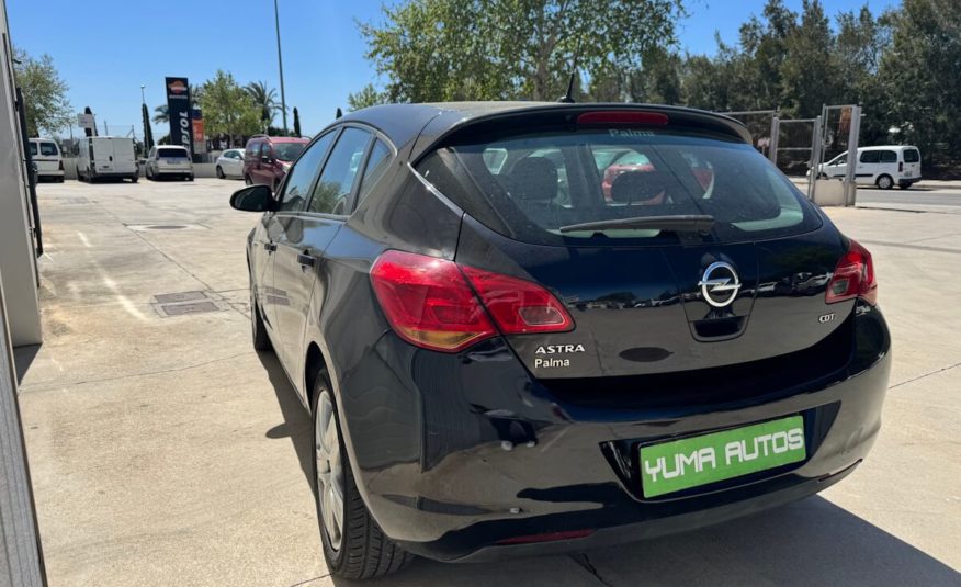 opel astra negro 7