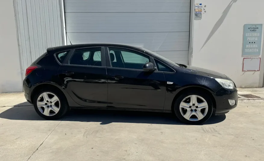 opel astra negro 9